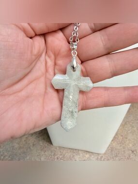 Hand crafted Jadeite and silver tone cross necklace
